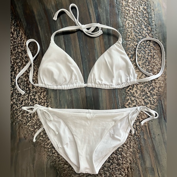 Becca Cheryl sliding triangle top sz D & Demi hipster side tie bottoms sz large - Picture 3 of 9